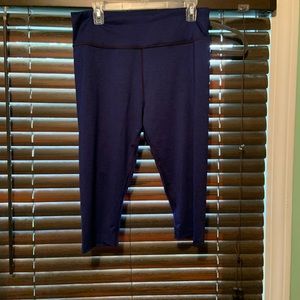 Blue Tek Gear Crop Yoga Pants Size XL
